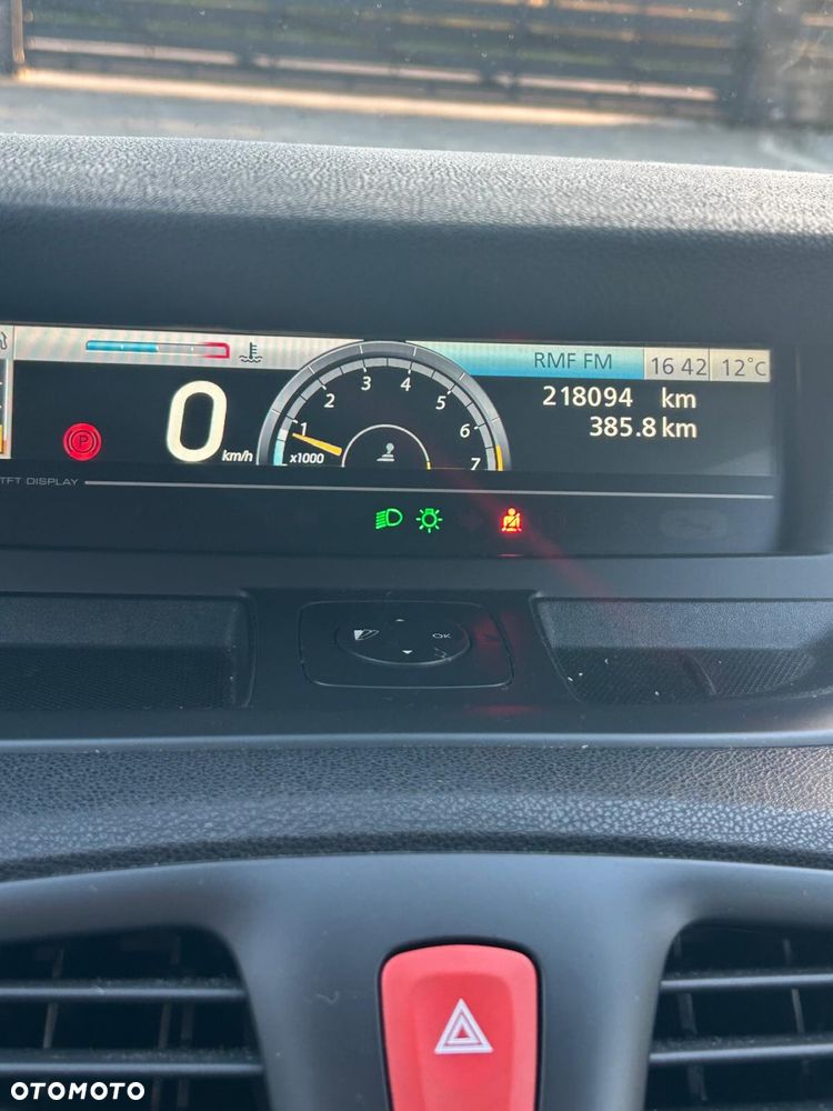 Renault Scenic - 7