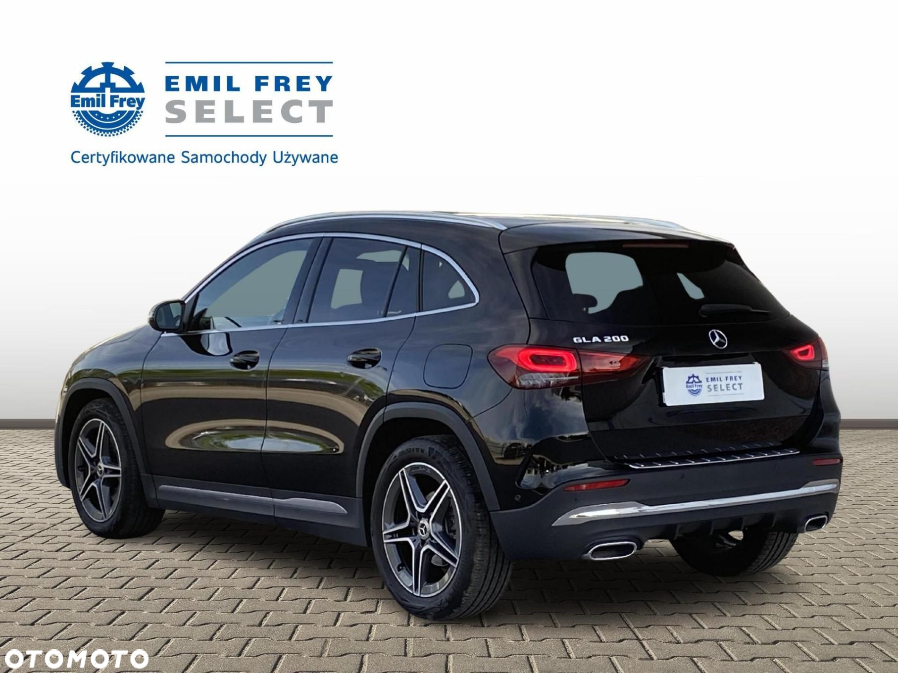 Mercedes-Benz GLA - 3