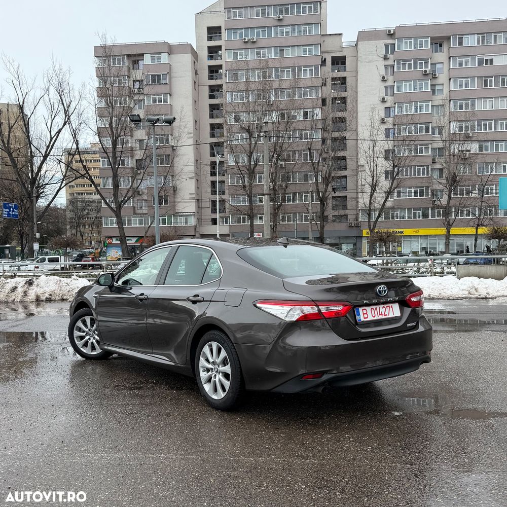 Toyota Camry 2.5 Dynamic - 3