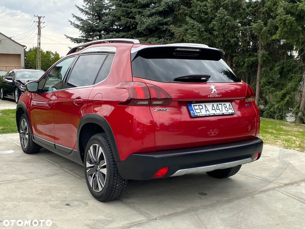 Peugeot 2008 1.2 Pure Tech Allure S&S EAT6 - 4