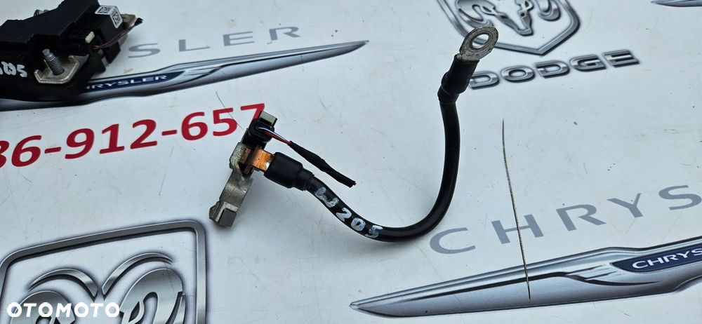 Mercedes C klasa W205 Przewód pirotechniczny Klema pirotechniczna Nabój Klema minusowa Kabel minusowy Przewód Plus Minus  A0009050454 - 1