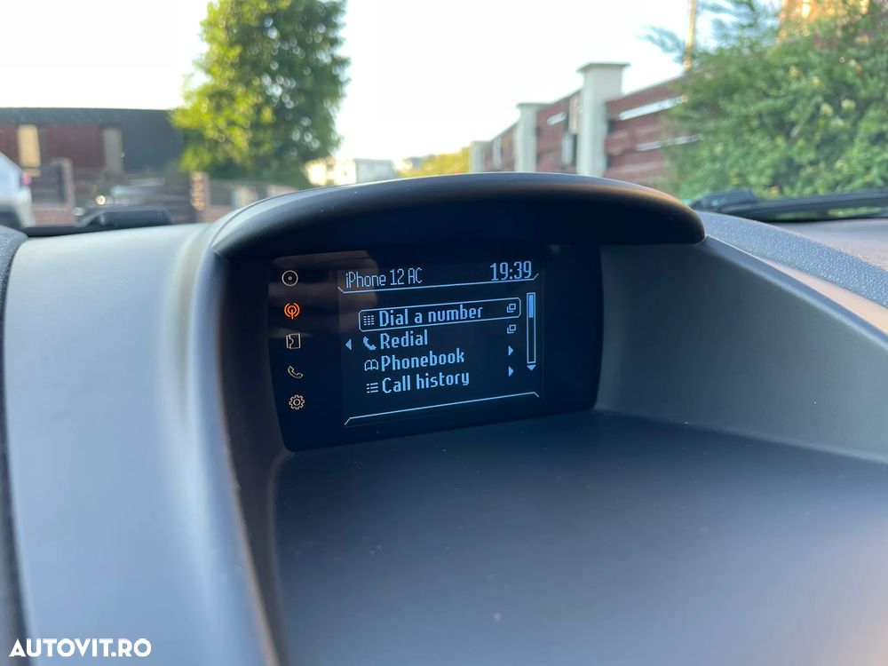 Ford Fiesta 1.0 EcoBoost Titanium - 24