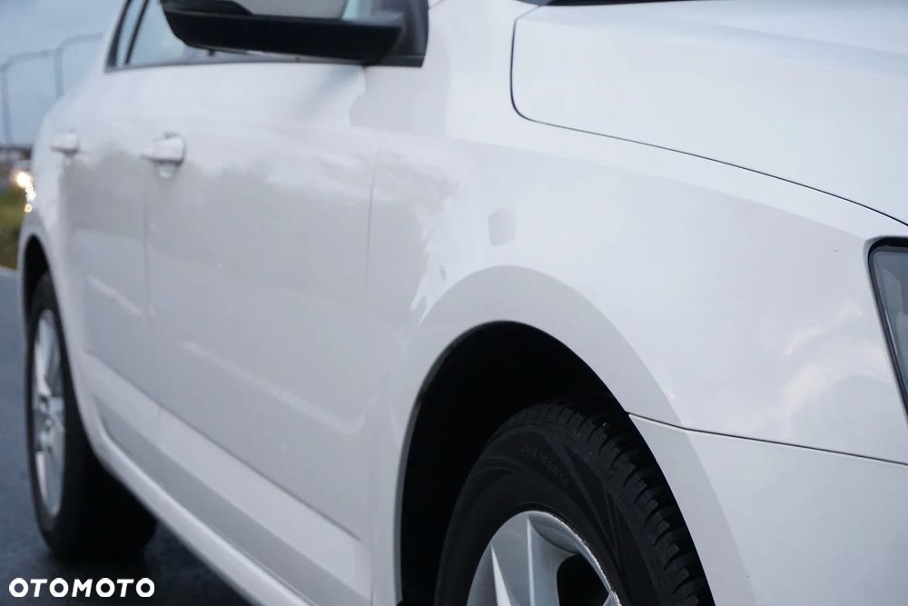 Skoda Octavia 2.0 TSI Ambition DSG - 4