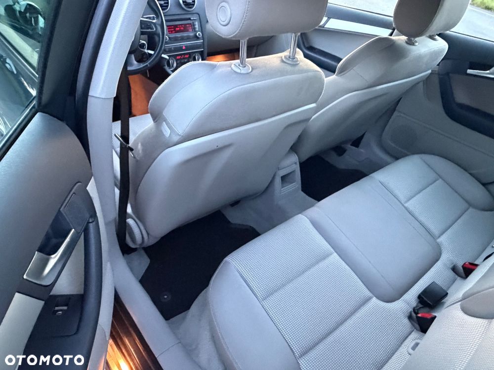 Audi A3 Sportback 2.0 TDI DPF Attraction - 12