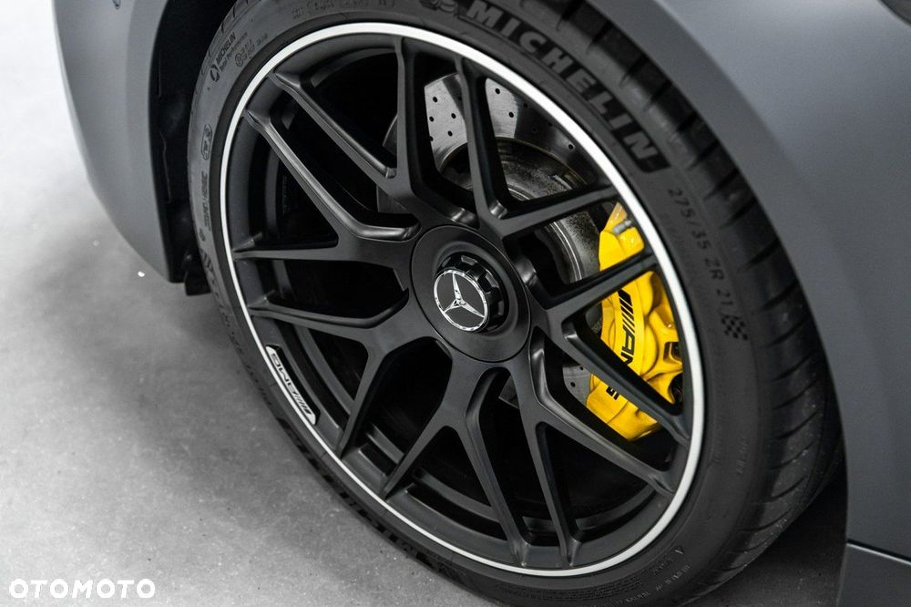 Mercedes-Benz AMG GT - 15