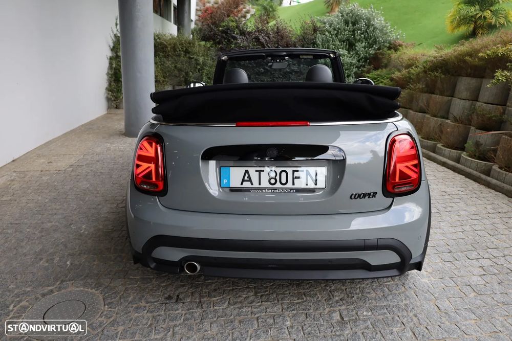 MINI Cabrio Cooper Auto - 17