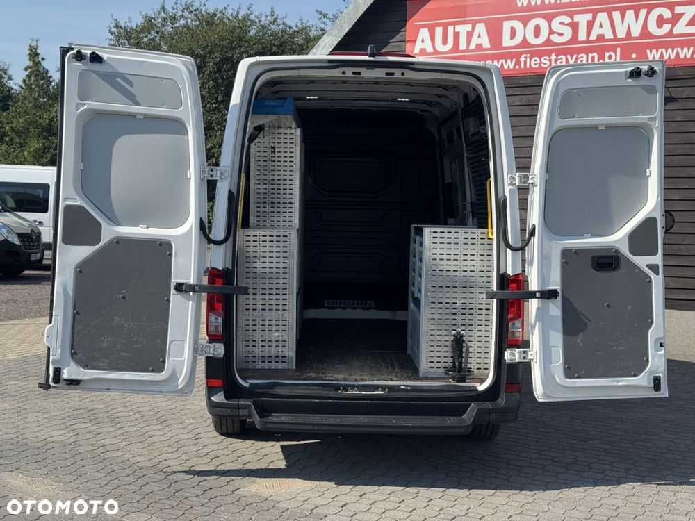 Volkswagen CRAFTER - 8