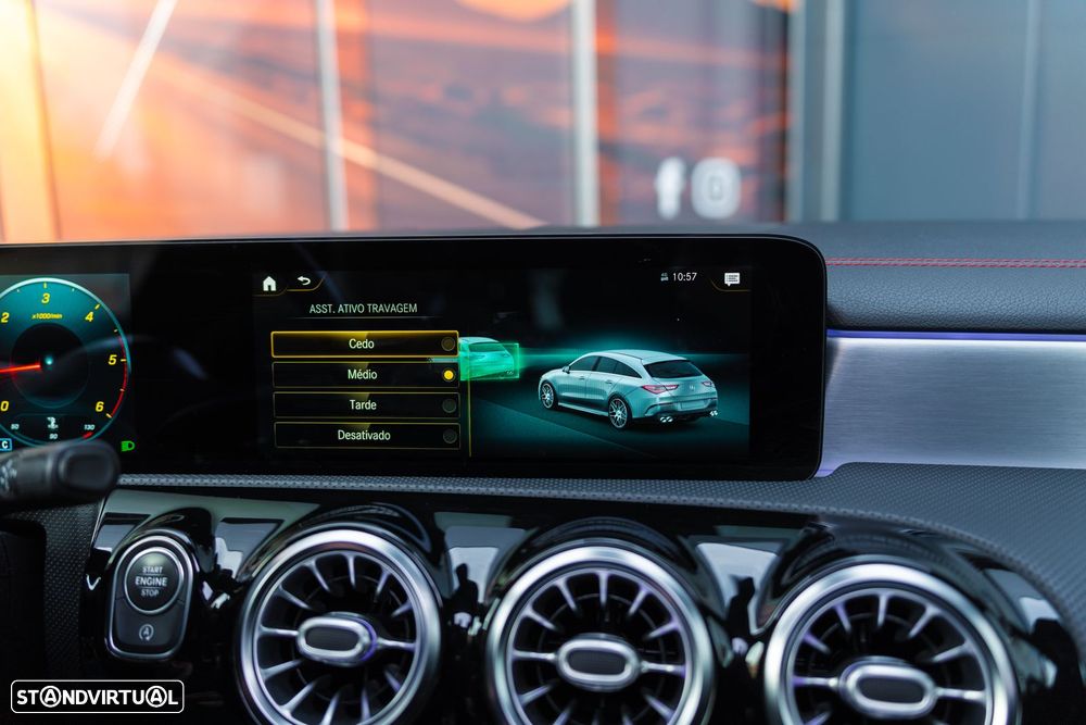 Mercedes-Benz CLA 220 d Shooting Brake AMG Line Aut. - 20