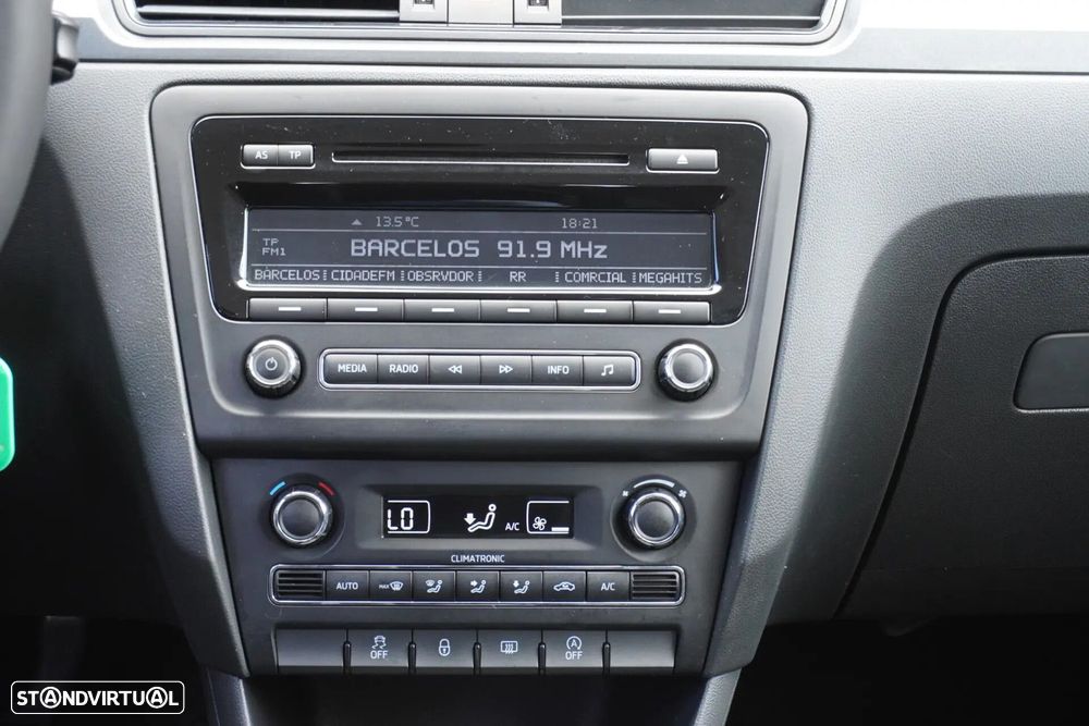 Skoda Rapid Spaceback 1.6 TDi Elegance - 11