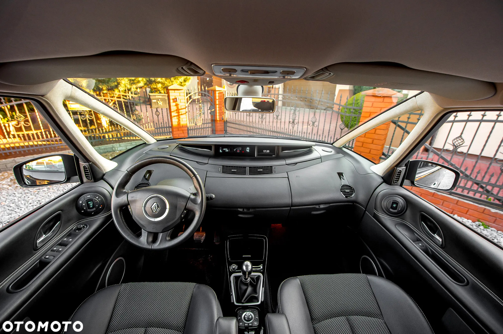 Renault Espace 2.0 Dynamique - 23