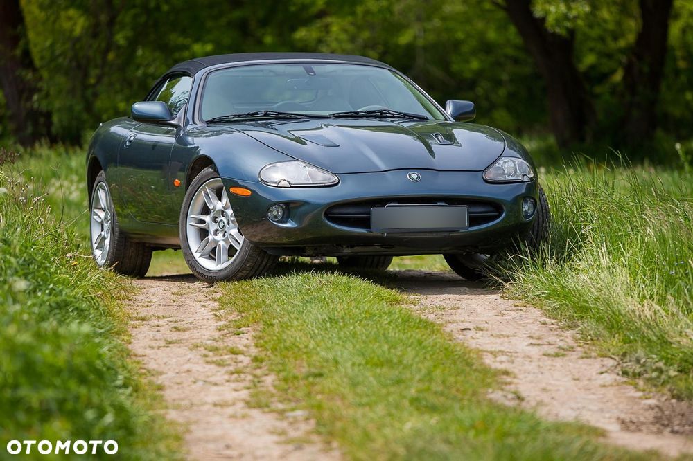 Jaguar XK8 - 5