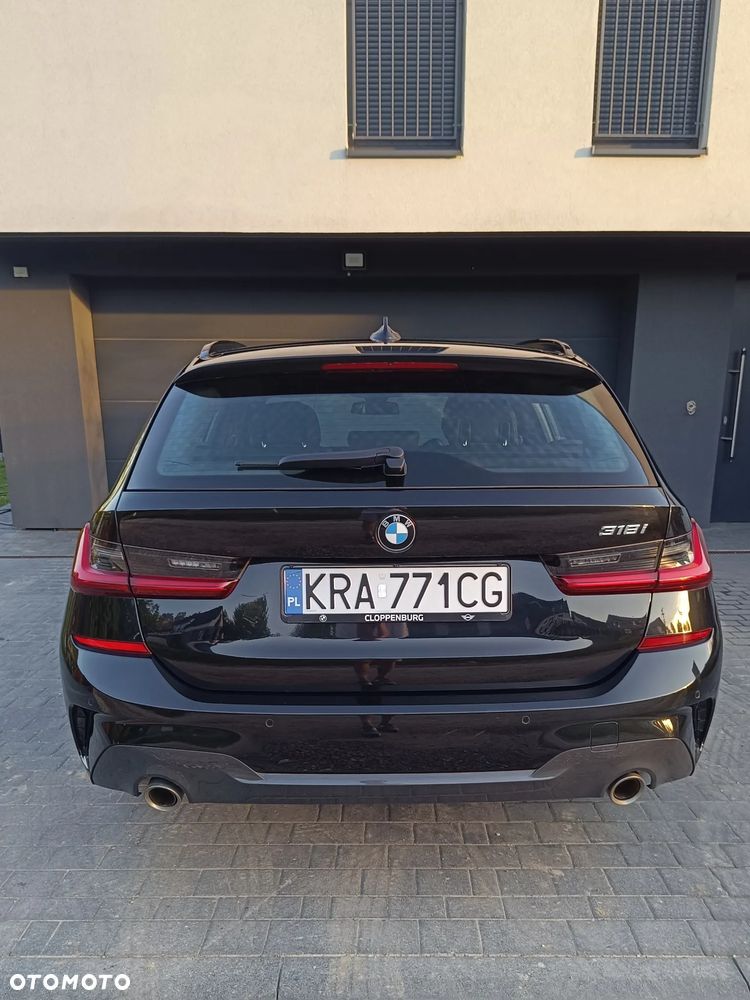 BMW Seria 3 318i M Sport - 2