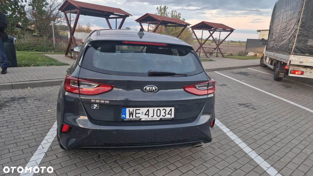 Kia Ceed 1.5 T-GDI M DCT - 4
