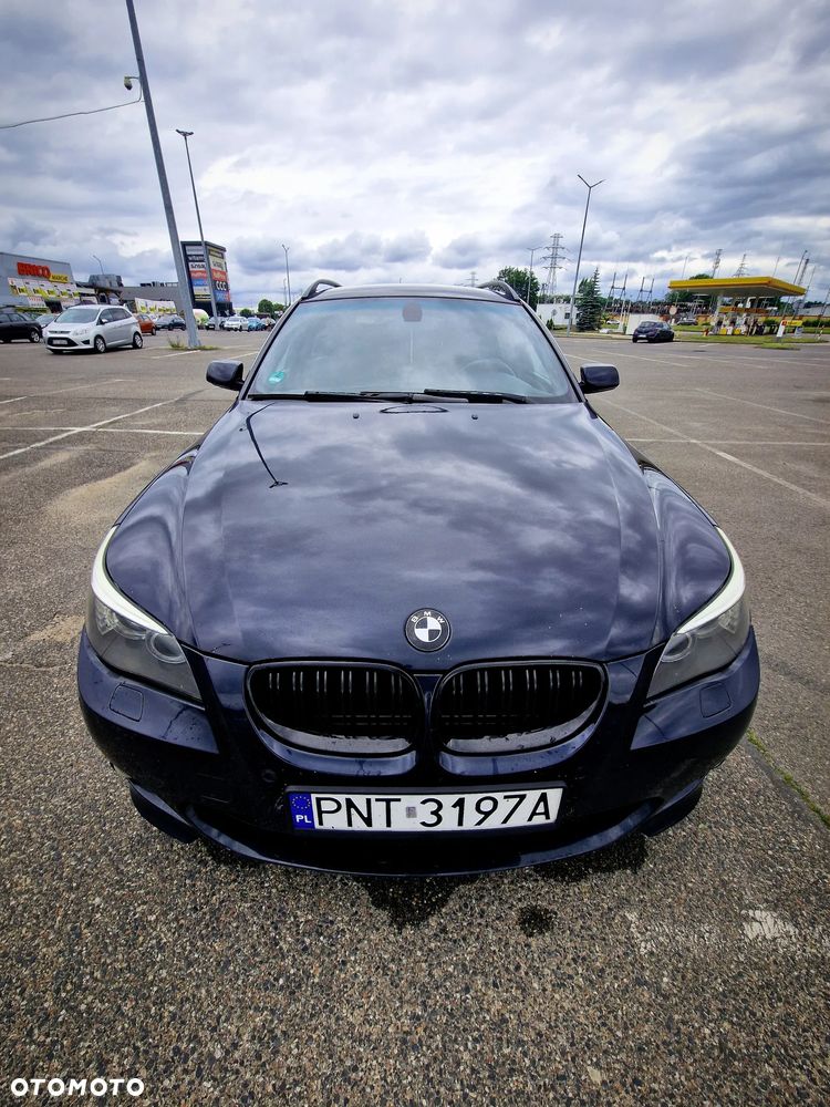 BMW Seria 5 525d - 1