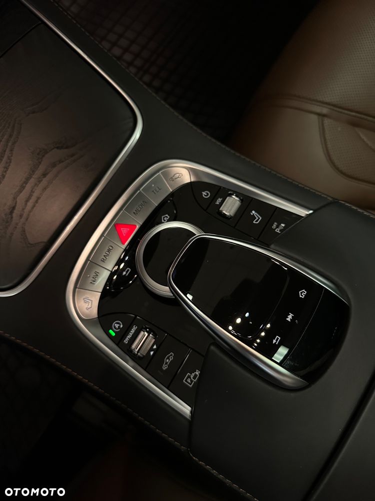 Mercedes-Benz Klasa S 400 d 4-Matic 9G-TRONIC - 25