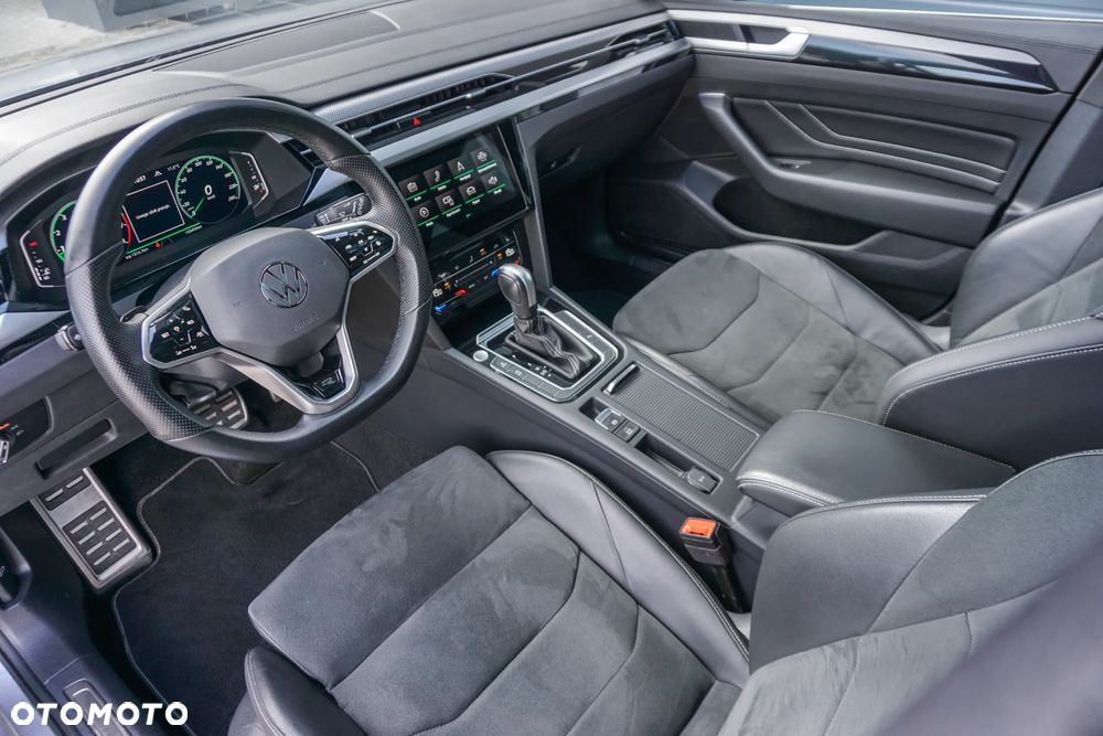 Volkswagen Arteon 2.0 TSI R-Line DSG - 28