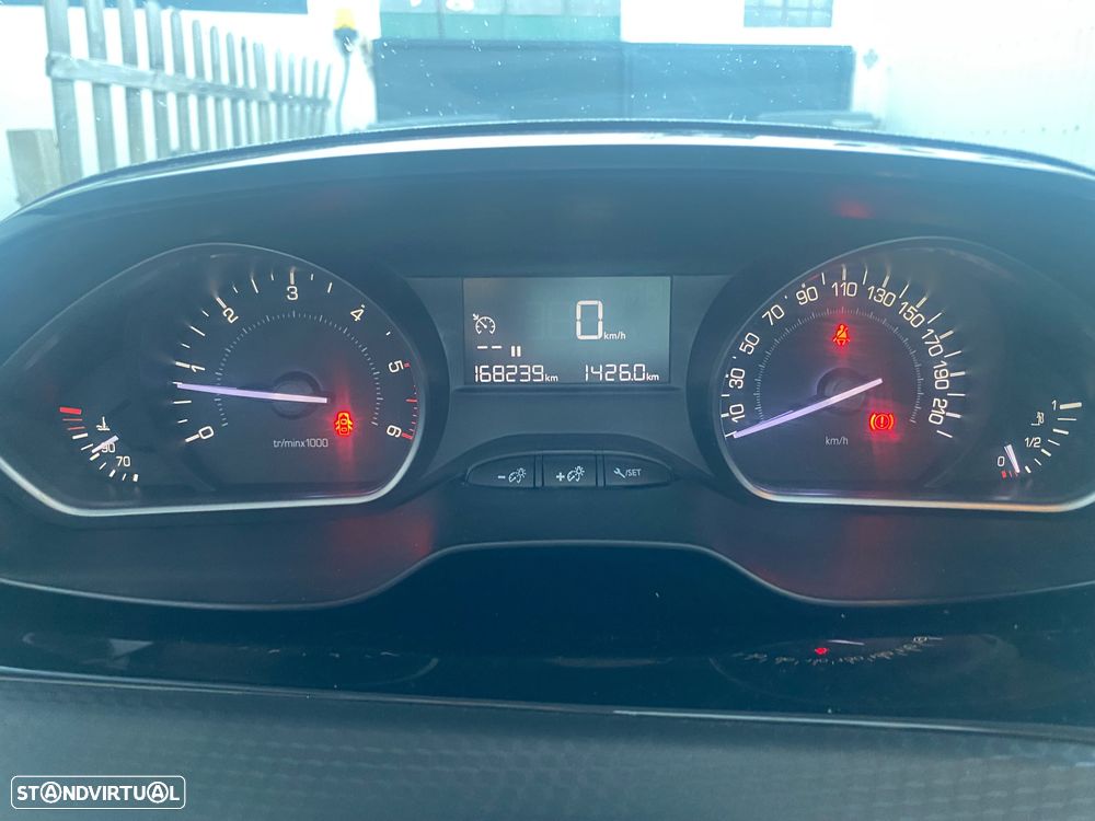 Peugeot 2008 - 2