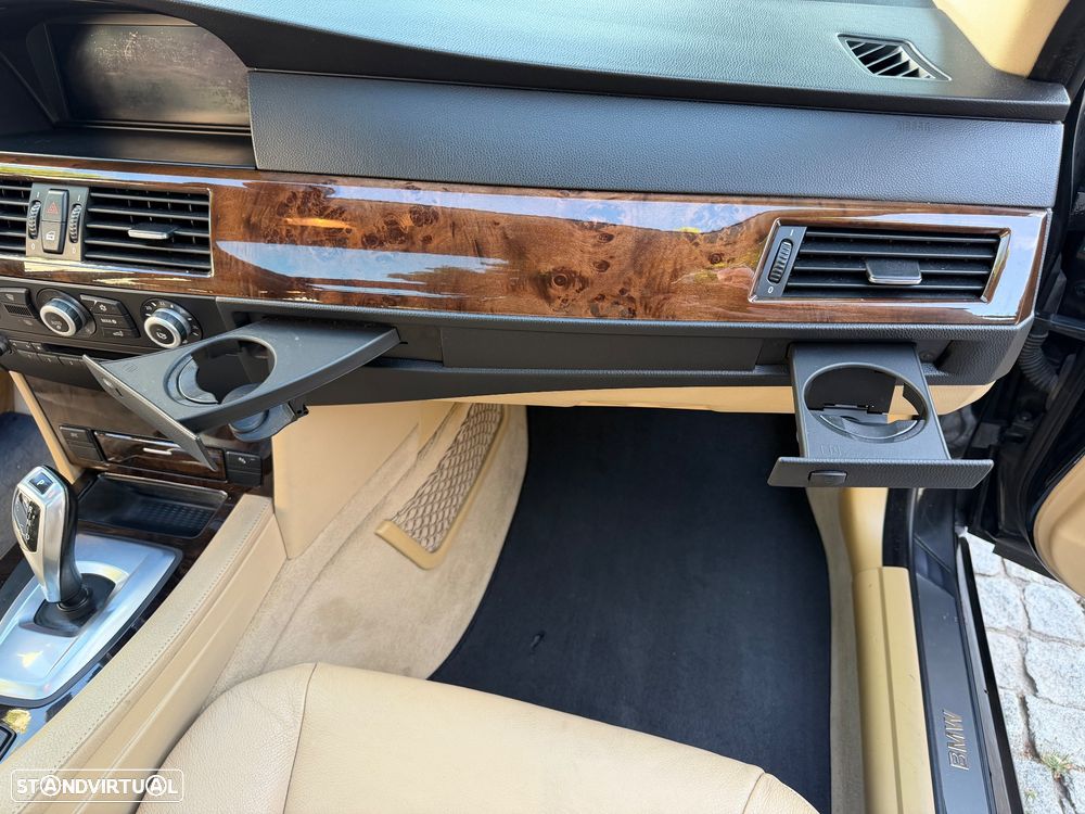 BMW 520 dA Executive - 21