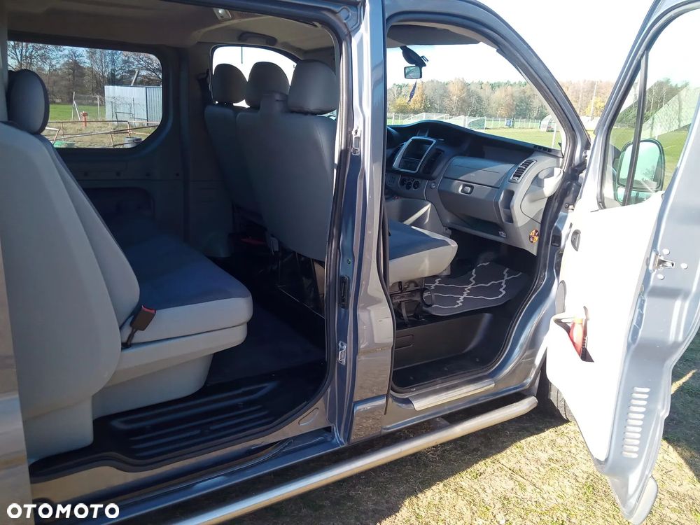 Opel Vivaro L2H1 2.9t - 8