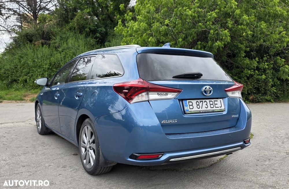 Toyota Auris - 5