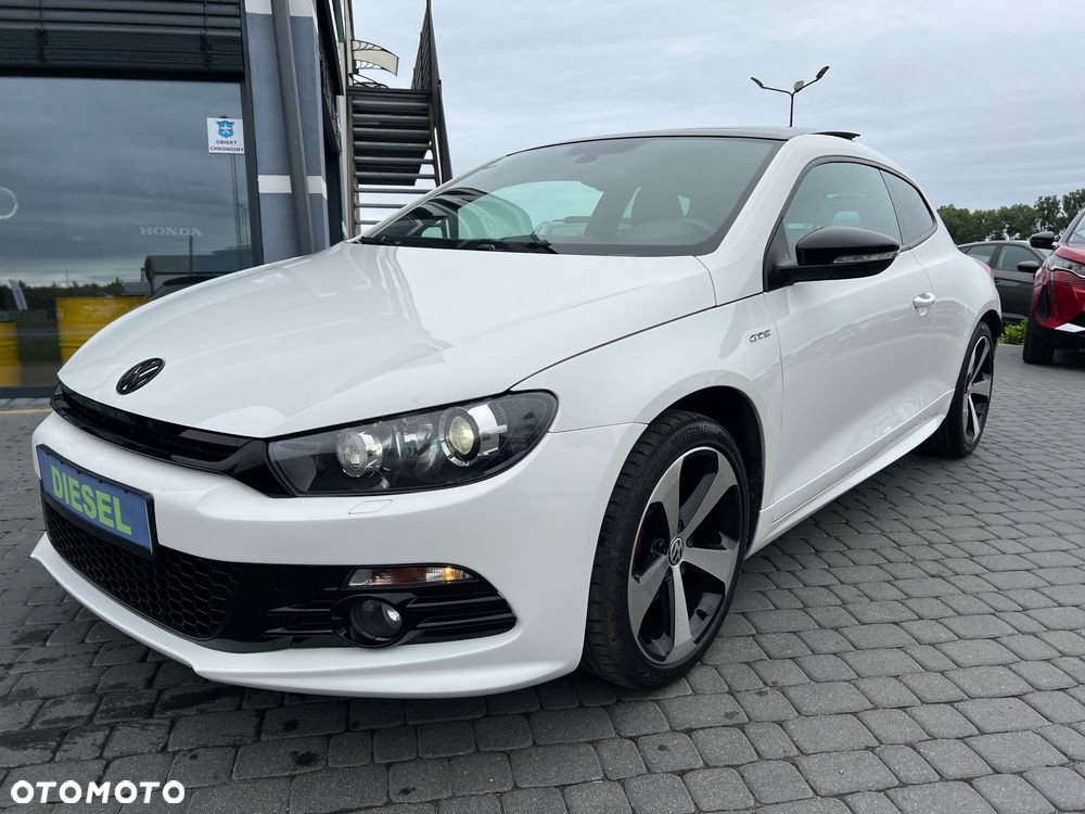 Volkswagen Scirocco 2.0 TDI Blue Motion Technologie Edition - 8