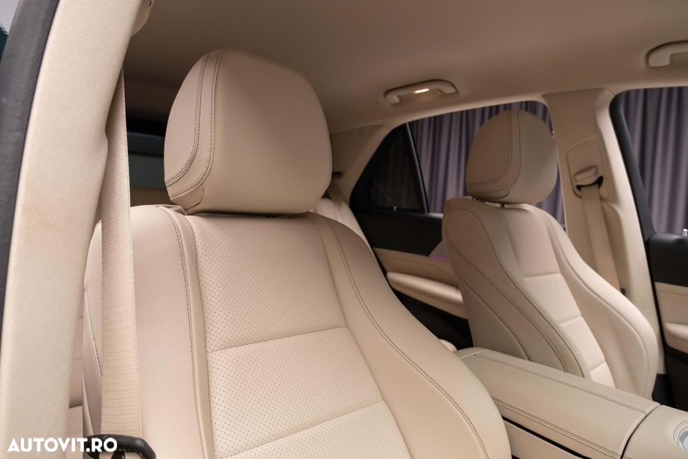 Mercedes-Benz GLE 300 d 4MATIC MHEV - 19