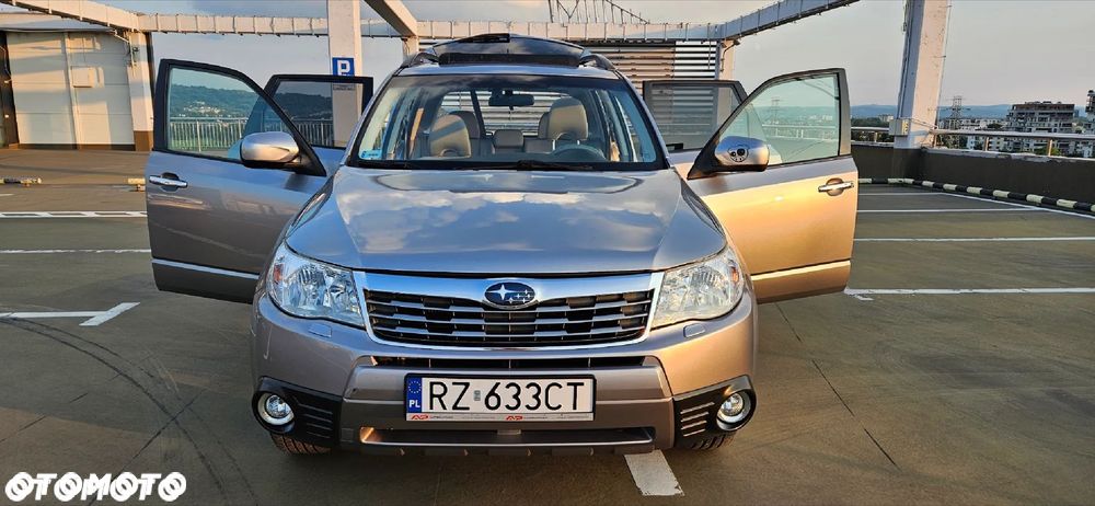Subaru Forester 2.5 X Premium - 8