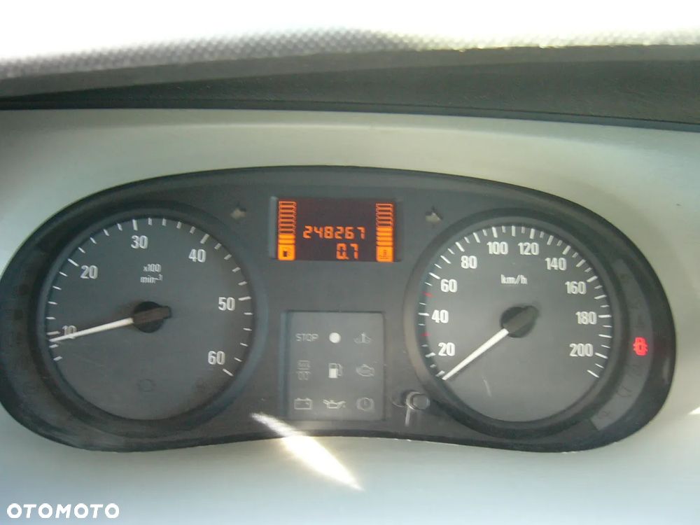 Opel Vivaro L1H1 Tour - 25