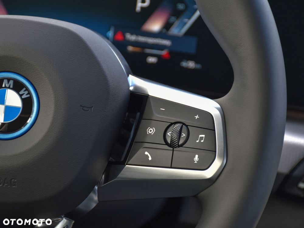 BMW iX1 xDrive30 - 33