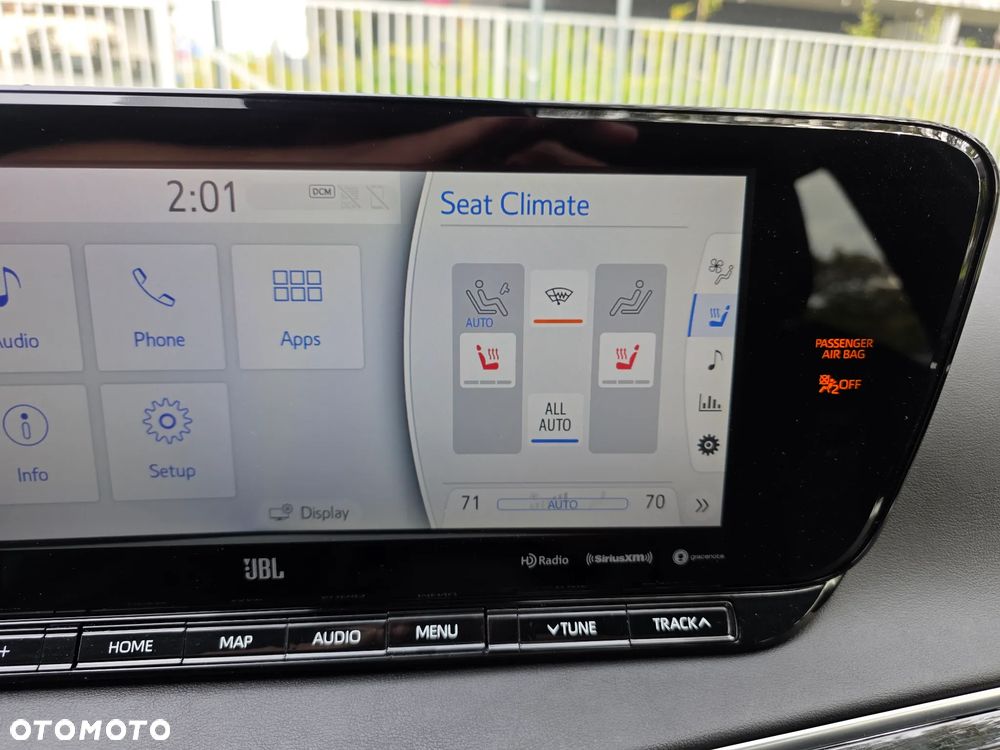 Toyota Mirai - 14