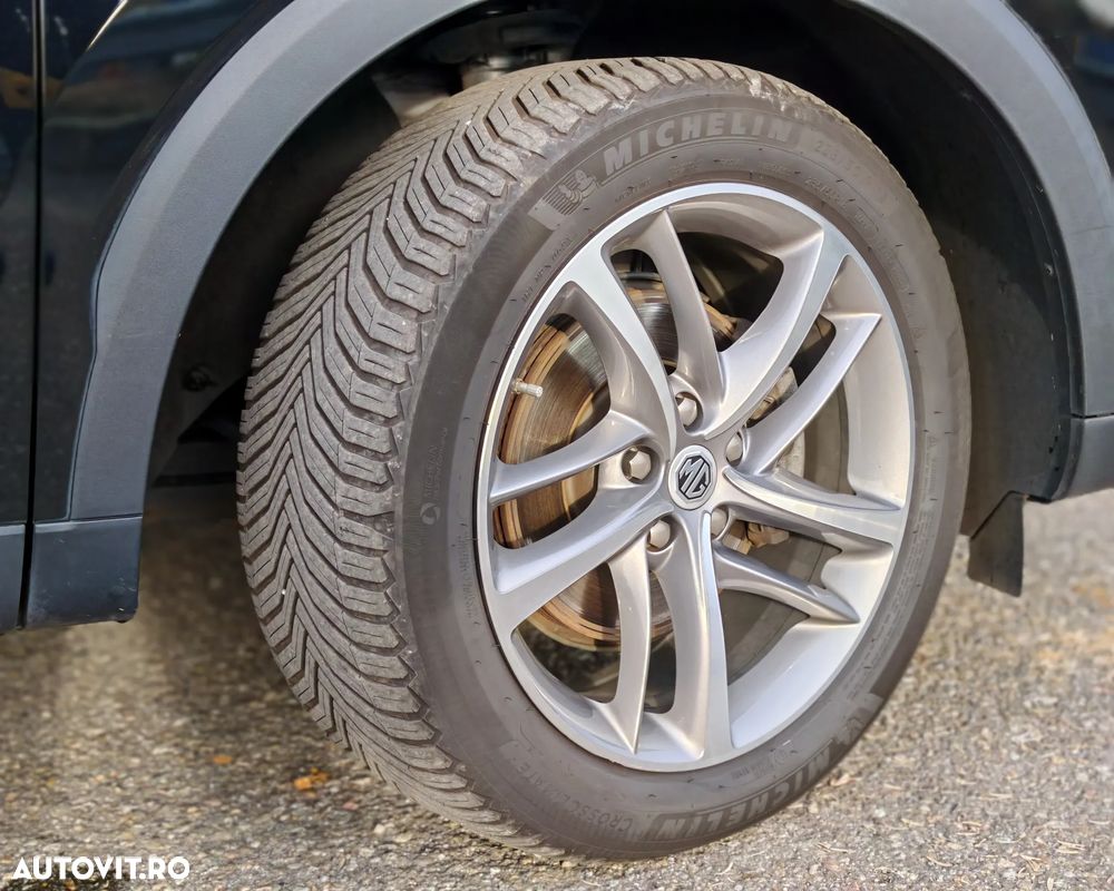 MG EHS 1.5T-GDI PHEV Luxury - 37