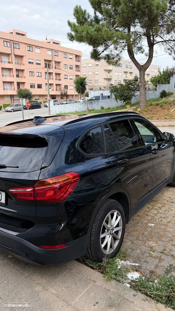 BMW X1 16 d sDrive foto 4