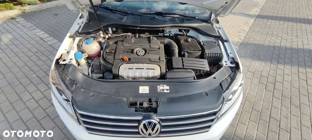 Volkswagen Passat 1.4 TSI BMT Comfortline DSG - 12