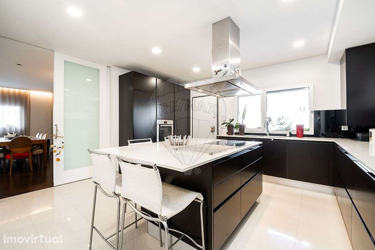 Moradia T4 para venda - Grande imagem: 3/47