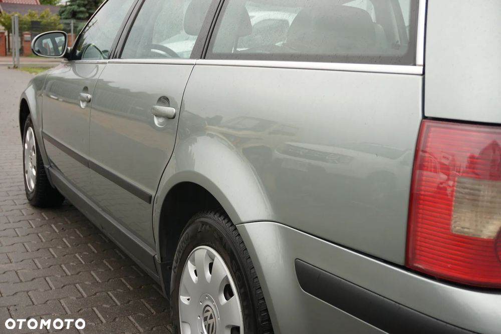 Volkswagen Passat 1.9 TDI Basis - 6