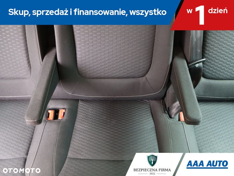 Opel Vivaro - 17