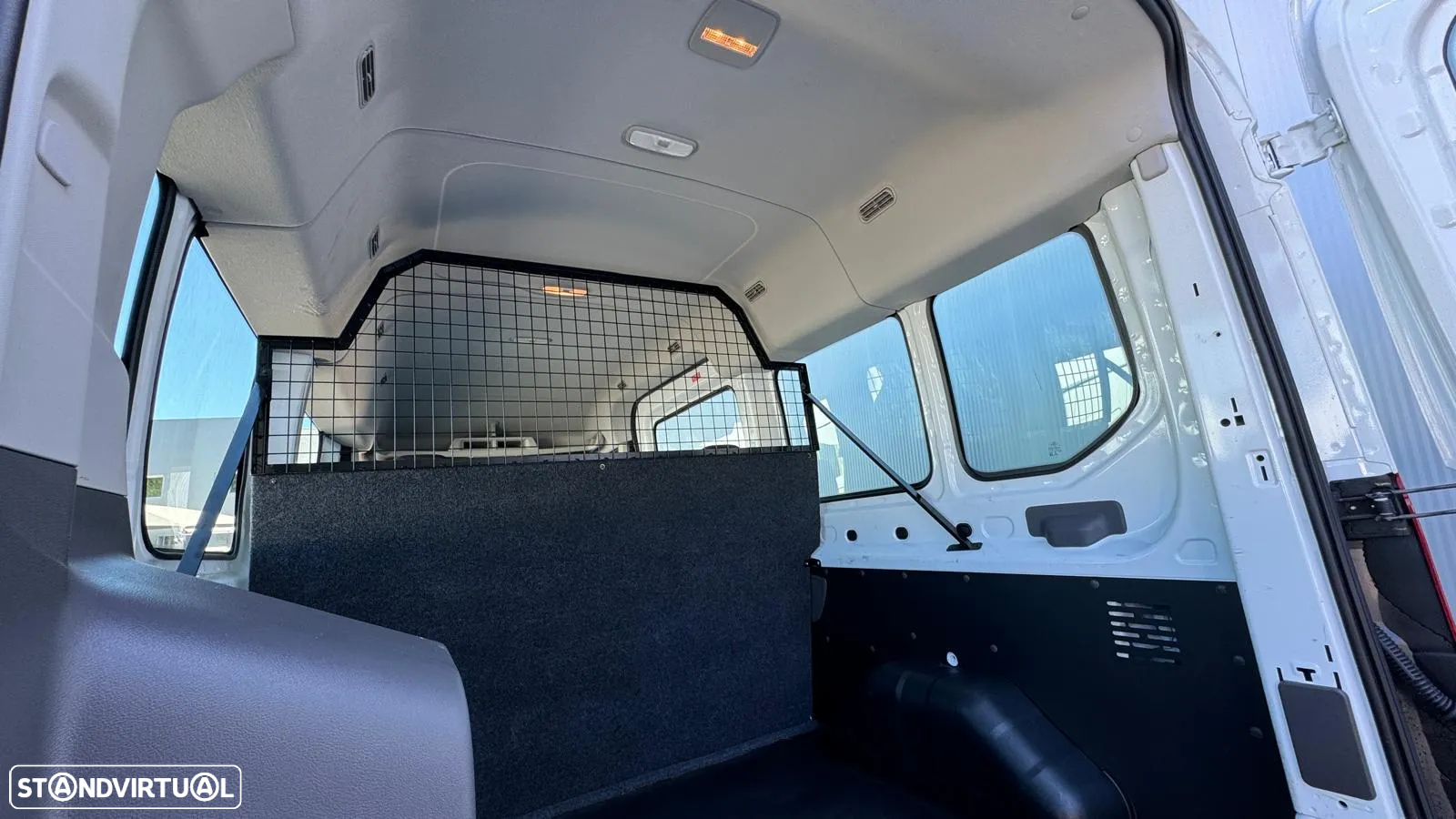 Ford Transit 330 L3 2.0 TDCi H2 Trend - 17