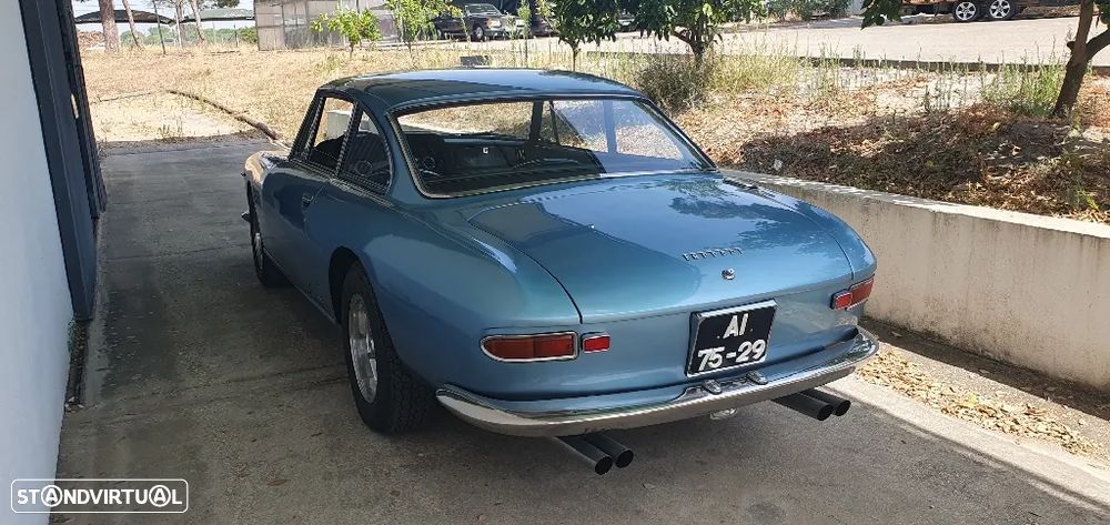 Ferrari 330 - 10