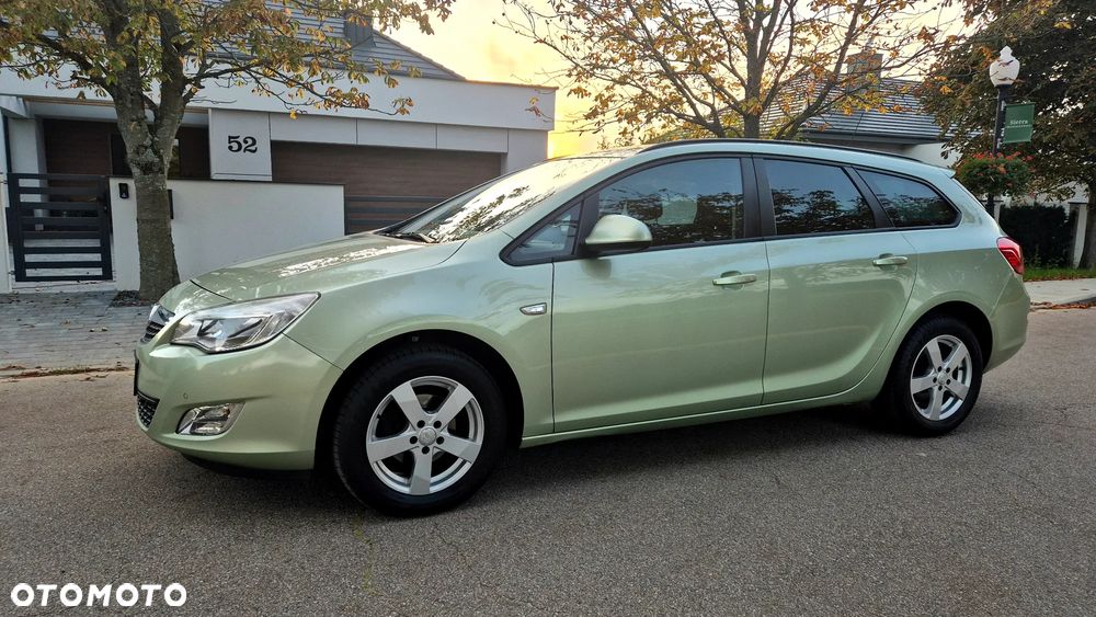Opel Astra - 2