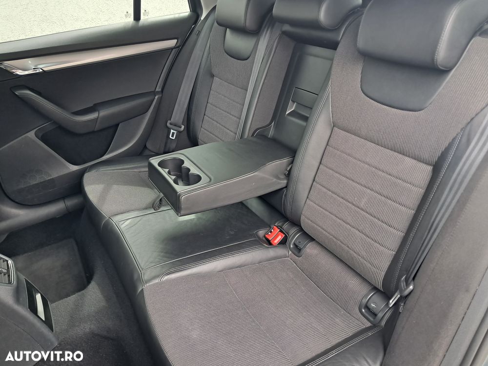 Skoda Octavia 2.0 TDI Style - 5