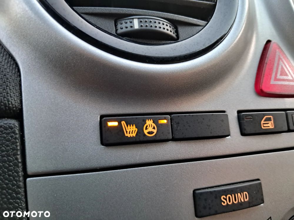 Opel Corsa 1.2 16V EcoFLEX Easytronic 150 Jahre - 26