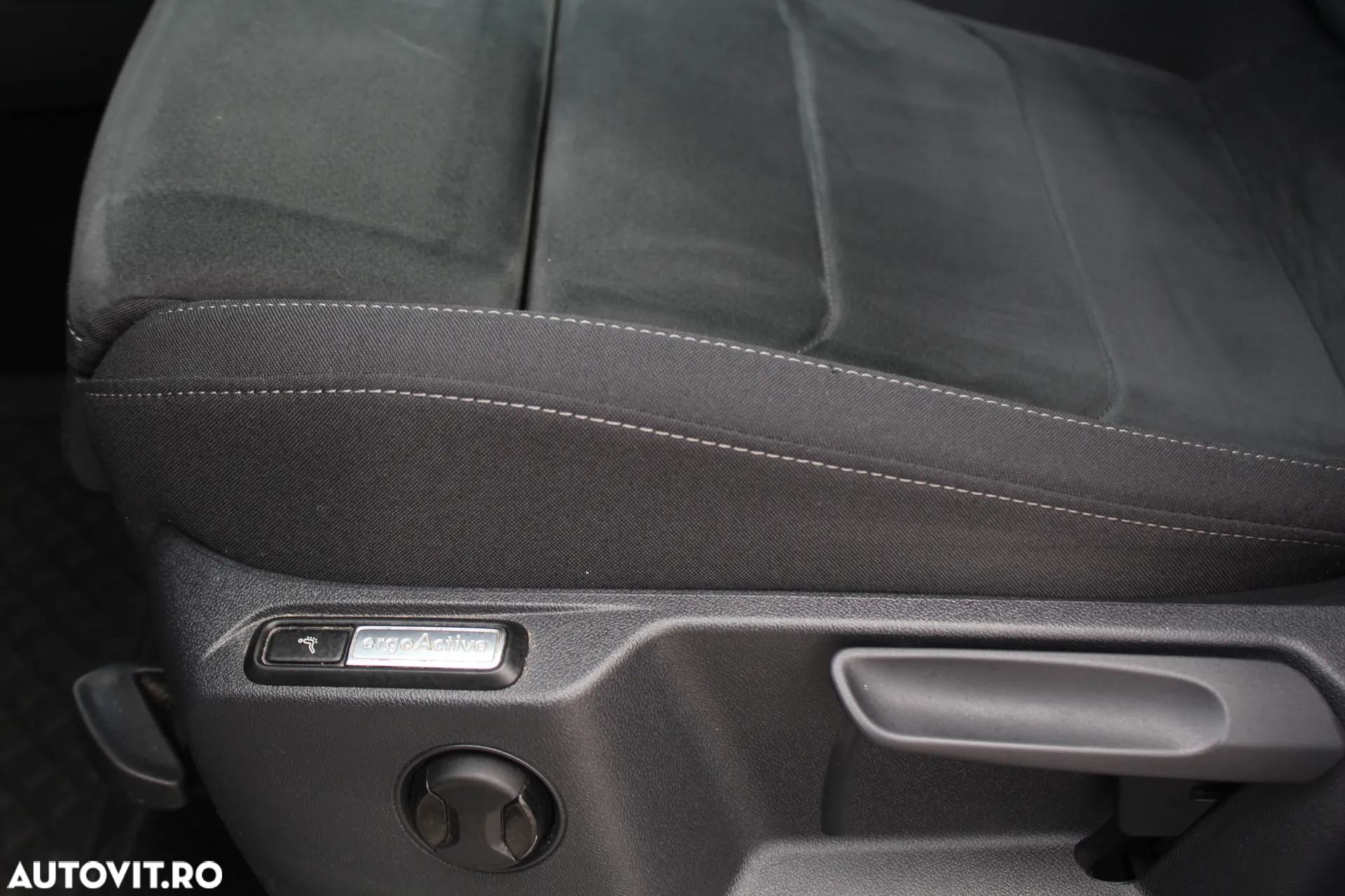Volkswagen Tiguan 1.4 eHybrid OPF DSG ACTIVE - 19