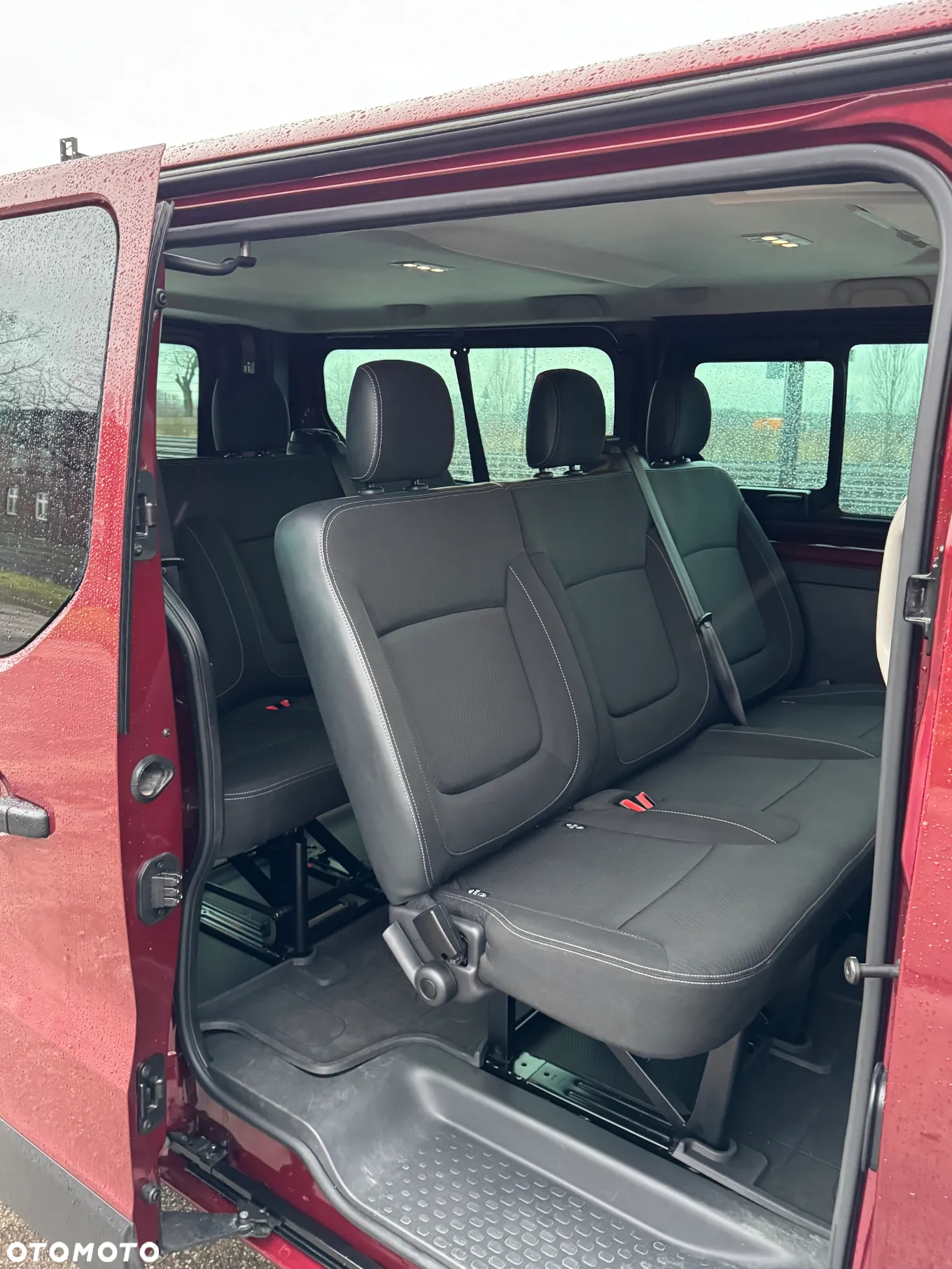 Renault Trafic SpaceClass 2.0 dCi EDC - 8