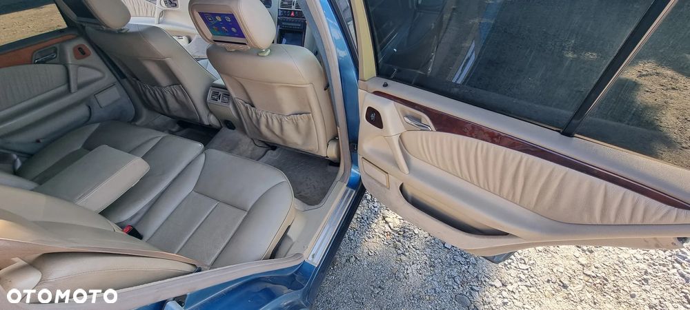 Mercedes-Benz Klasa E 420 T Avantgarde - 26