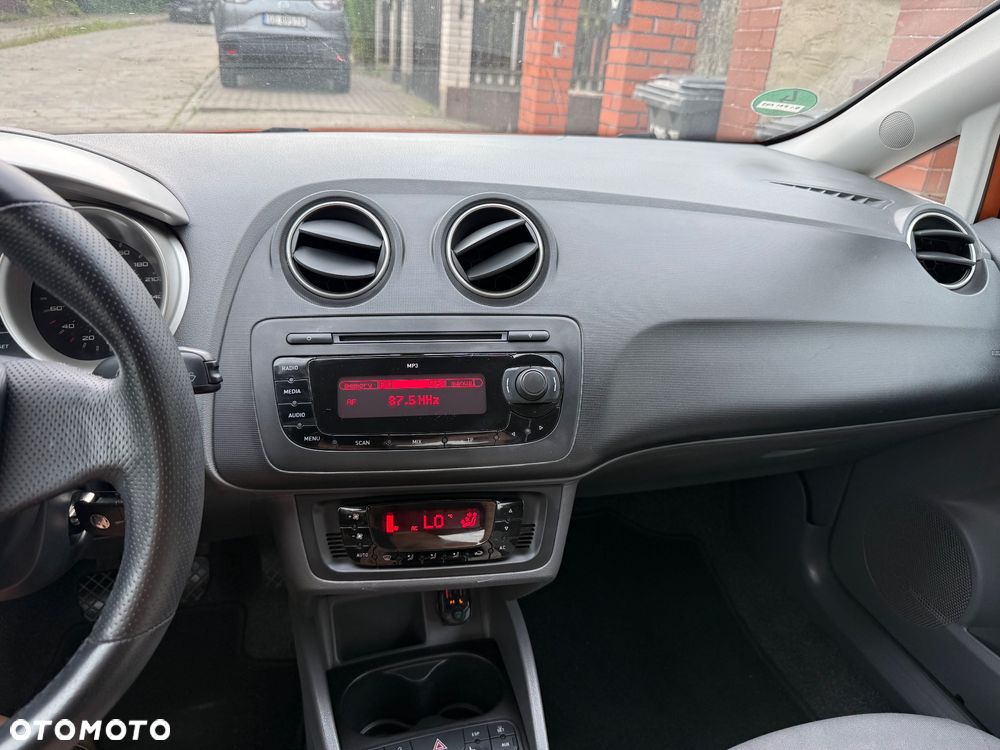 Seat Ibiza 1.6 16V Style - 6