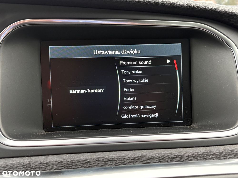 Volvo V40 D4 Summum - 22