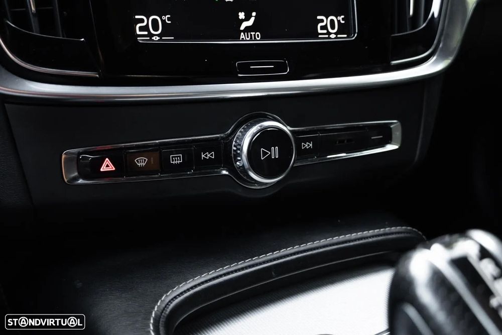 Volvo V90 2.0 D4 R-Design Geartronic - 23