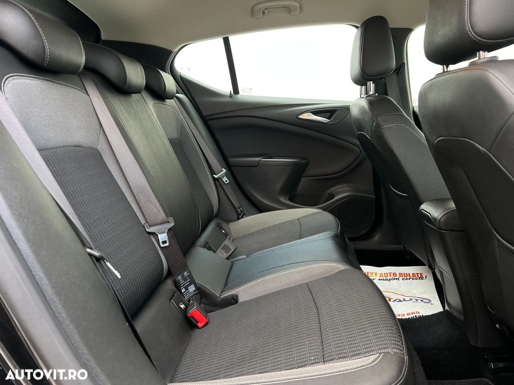 Opel Astra 1.5 Start/Stop Aut. Elegance - 7