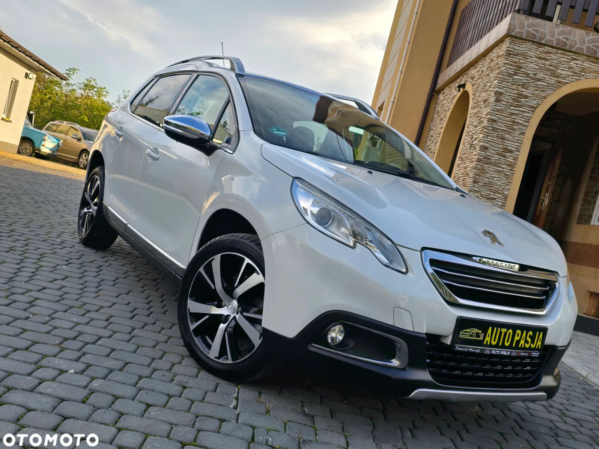 Peugeot 2008 1.6 VTi Allure - 1