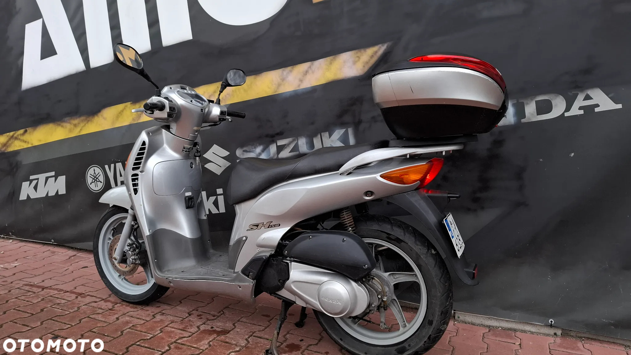 Honda SH - 11